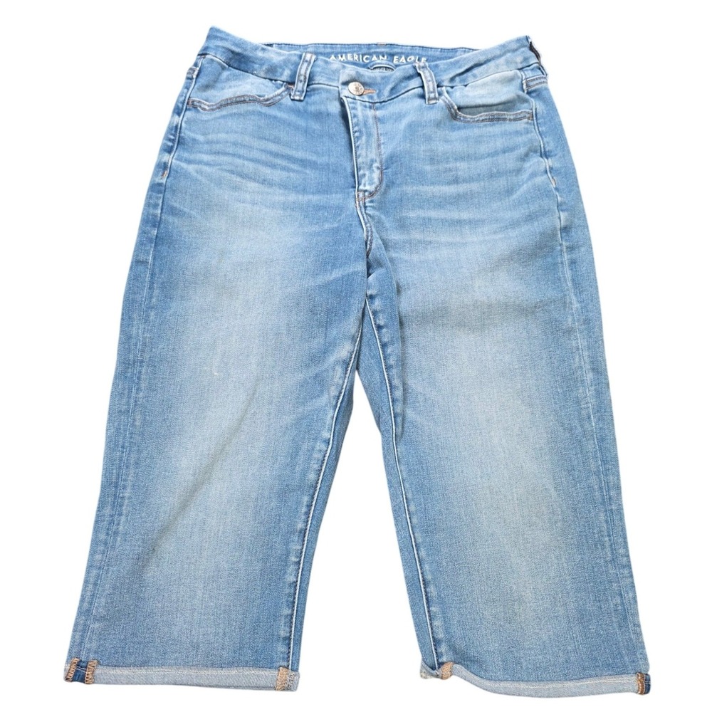 American Eagle Curvy High-Rise Capri Jegging Women's Size 8 Regular Light Wash